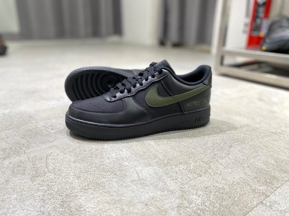 ナイキ名作がゴアテックスで無敵進化」スタイルも機能も妥協なし