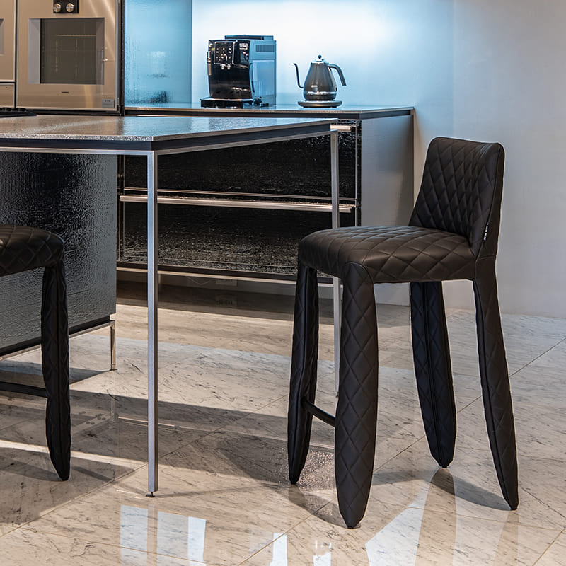 モンスターバースツール ロー｜moooi Japan｜モーイオフィシャルサイト