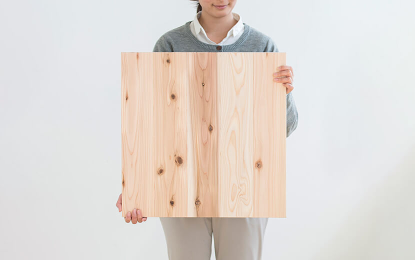 ユカハリ・タイル すぎ 無塗装 単品 ｜ 西粟倉森の学校