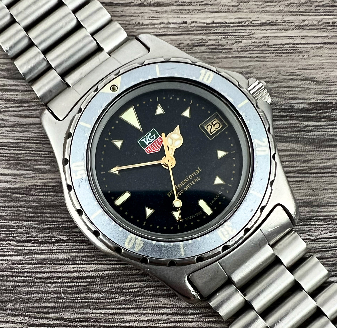 1990s Tag Heuer Professional 2000 Quartz 972.613 – Mornington Watches