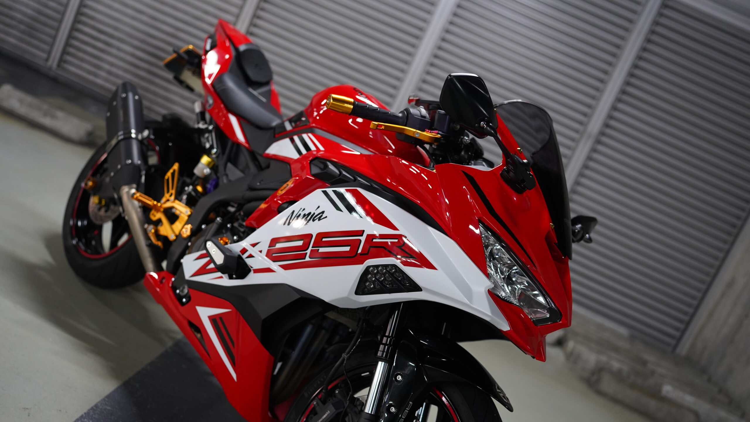 ZX-25R | Moto-Gallery