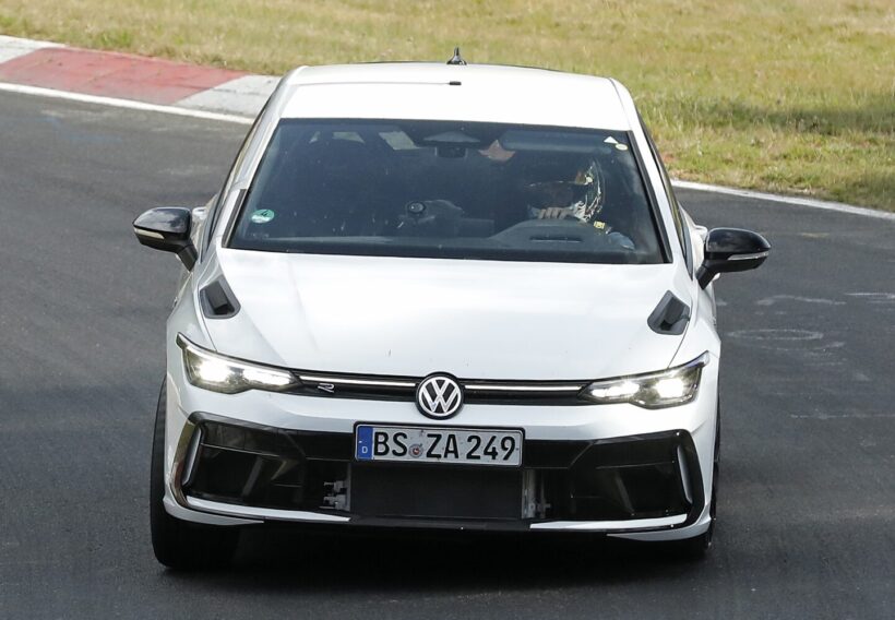 フォルクスワーゲン、「ゴルフR」をさらに恐ろしい存在へと変貌！狂気