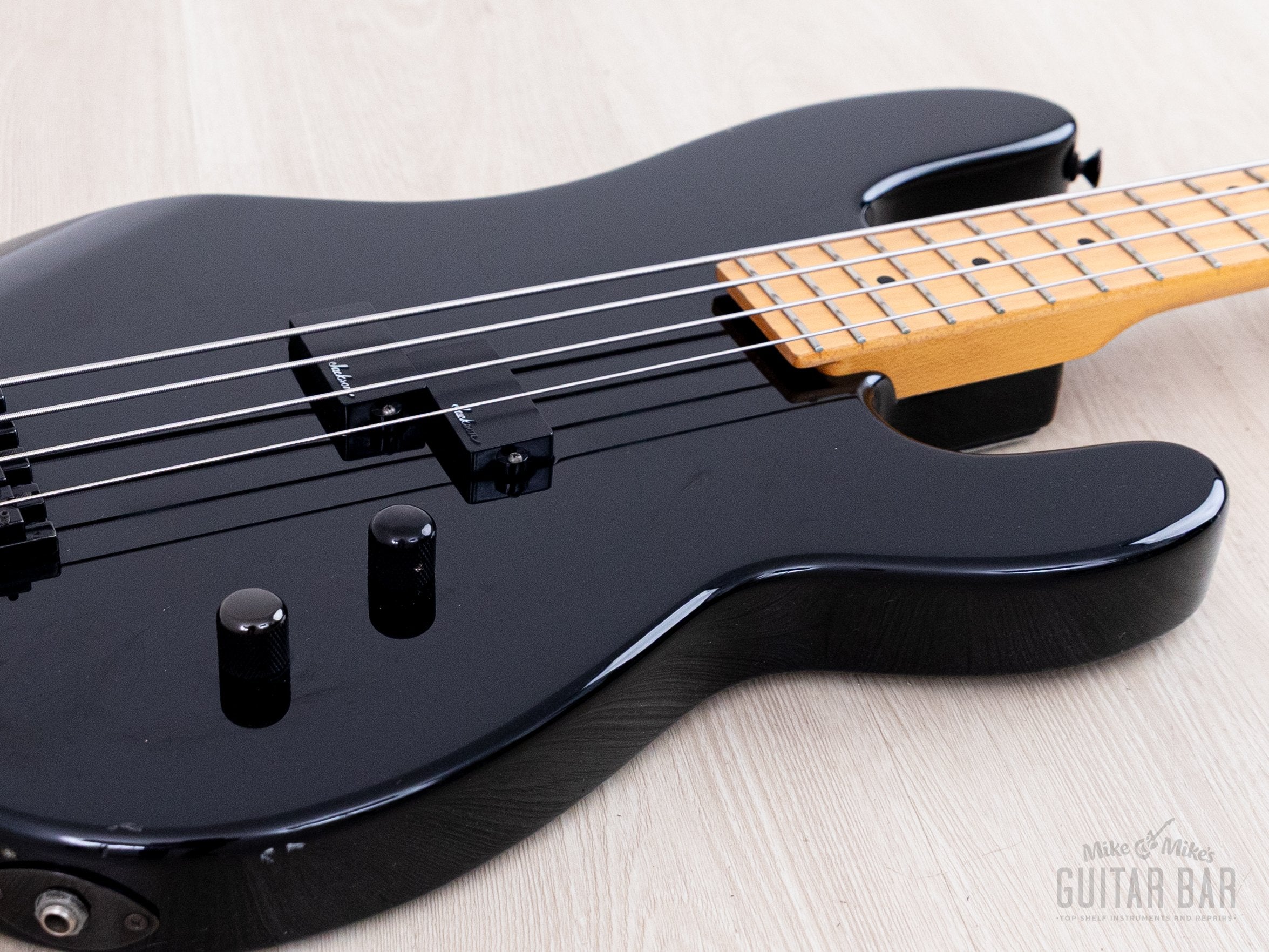 1980s Charvel by Jackson 1B Vintage Bass Black, Japan