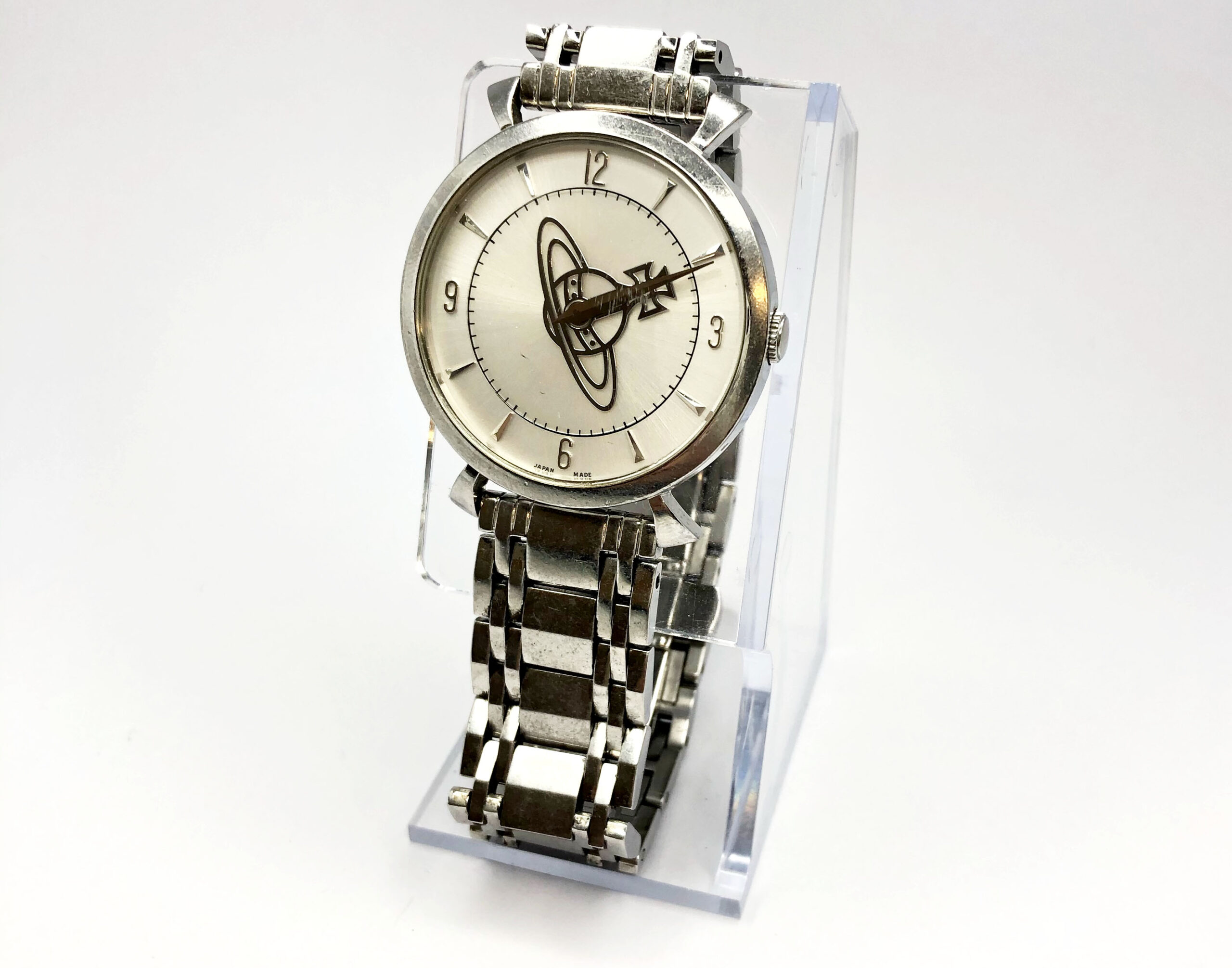 ヴィヴィアン・ウエストウッド VW-7043の電池交換