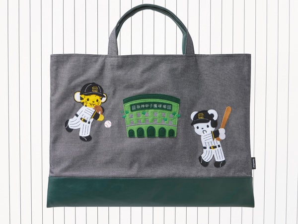 ファミちゃんとトラッキーの“神コラボ”！「阪神タイガース×ファミリア