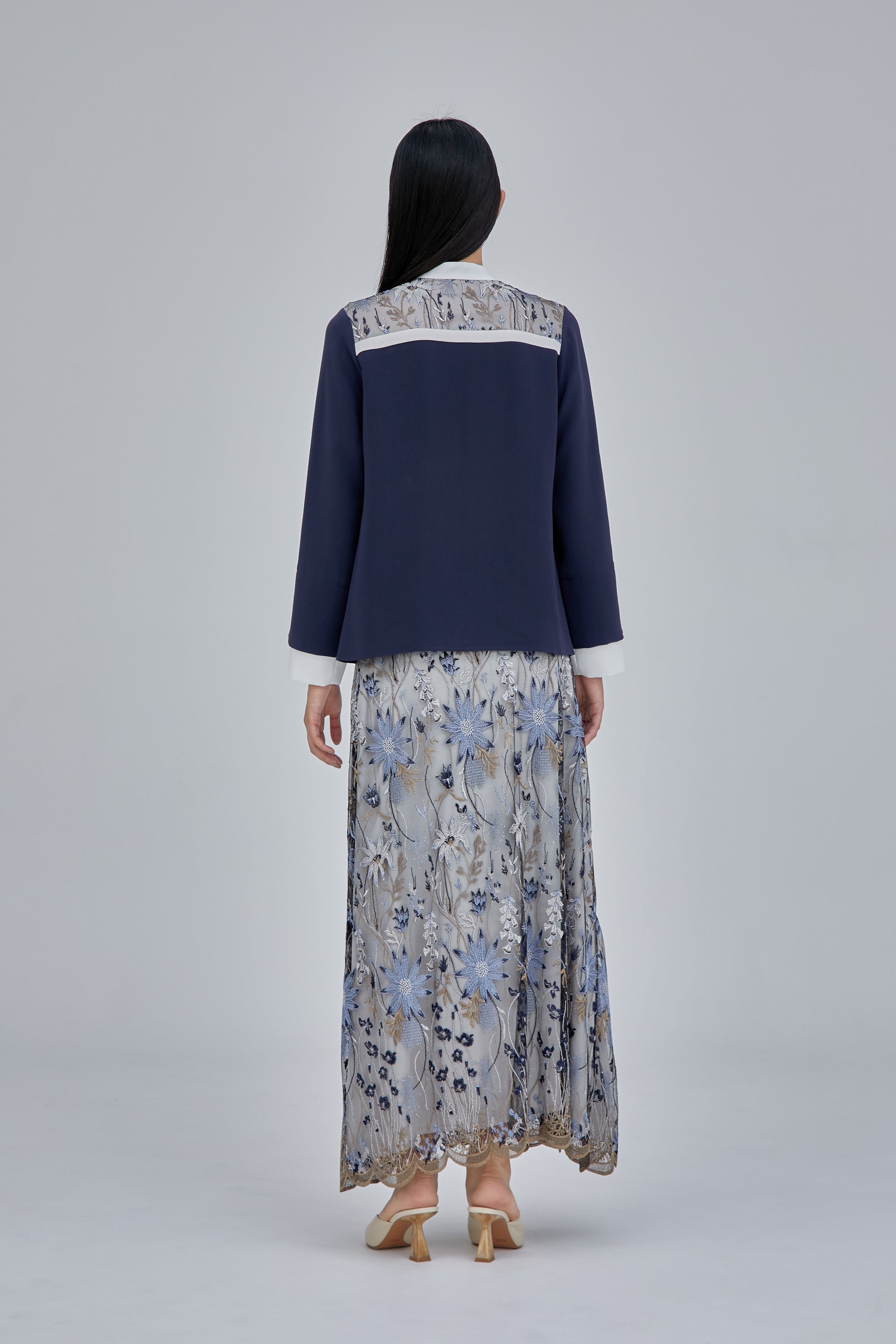 MURRAL Everlasting embroidery lace skirt