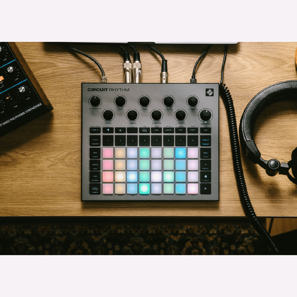 Novation CIRCUIT RHYTHM｜ミュージックランドKEY