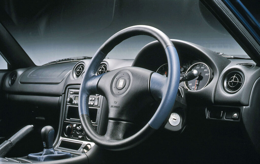 ロードスターの純正NARDI（ナルディ）パーツ - NBロードスターアーカイブ