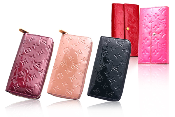 ルイ・ヴィトンのヴェルニ 財布はモノグラムロゴ型押しのこれで決まり！