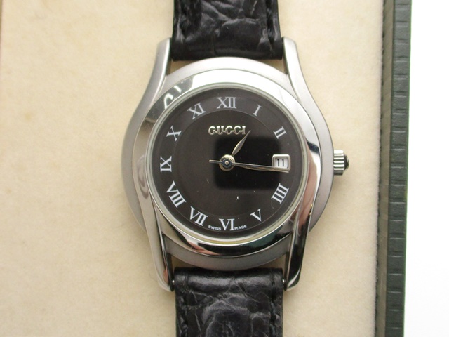 GUCCI (グッチ) 腕時計 革ベルト 黒文字盤 5500M | 質屋の中島