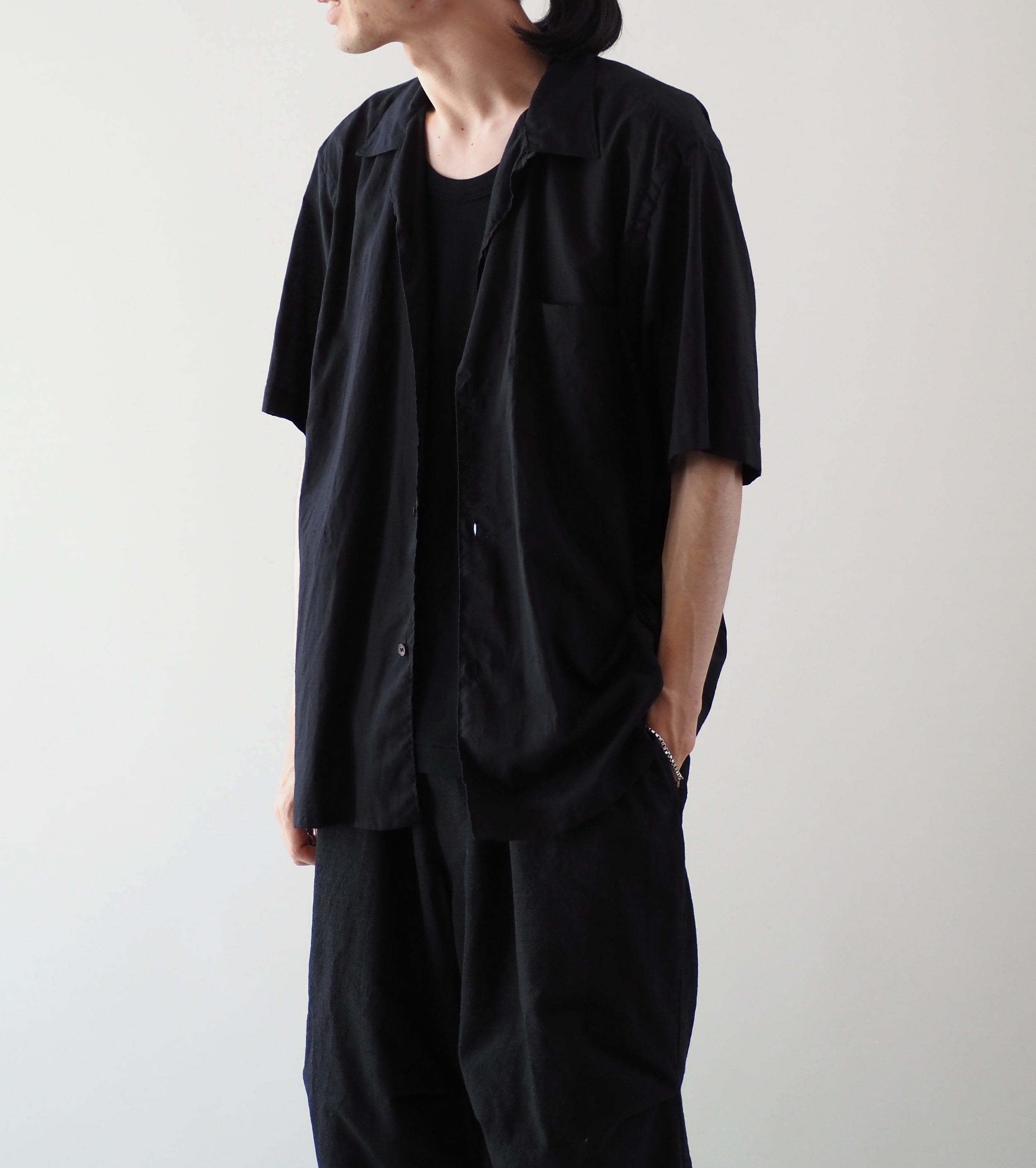 COMOLI KHADI Cotton Short Sleeved Open Collar Shirt, Black – Navyblue