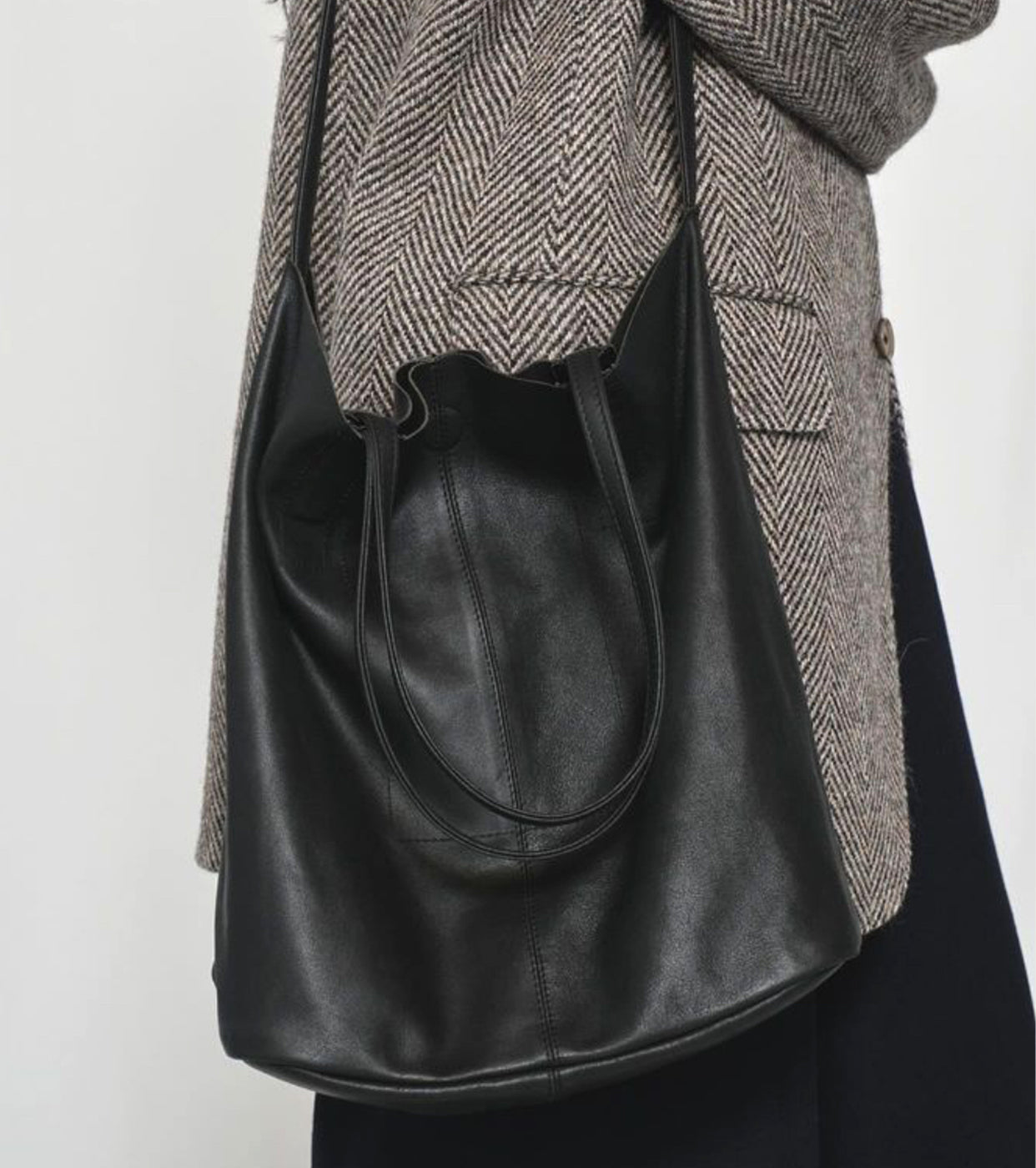 Morphee 3way medium tote : Black – Navyblue