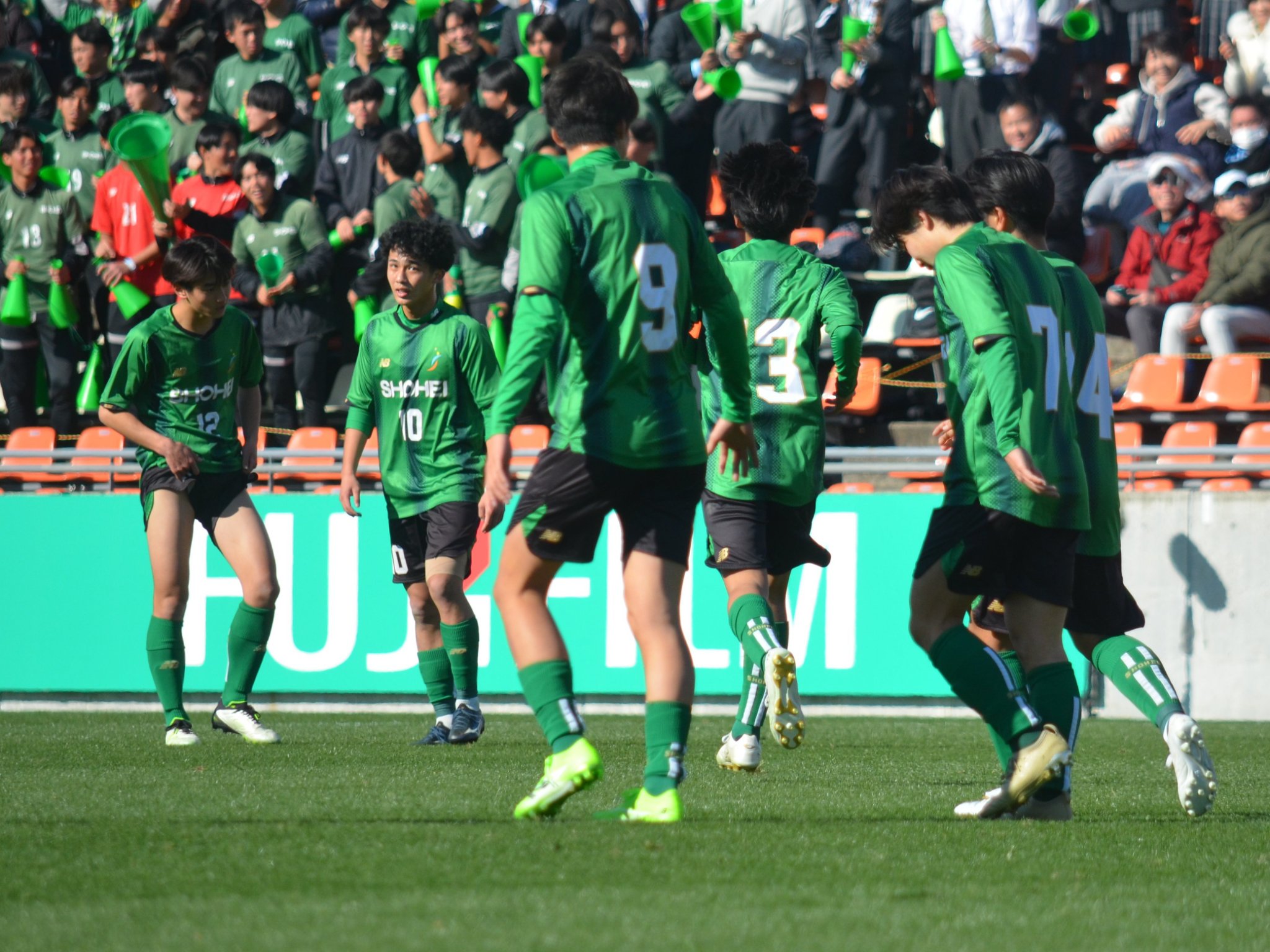 昌平、高知を4-0で圧倒 次は東西プレミアリーグ同士の決戦（高校