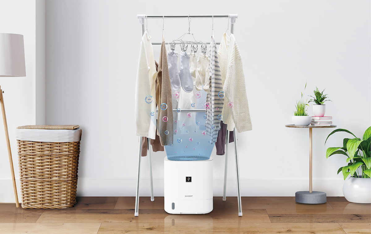 シャープ、背が低くなって使い勝手アップの衣類乾燥除湿機「CV-P60