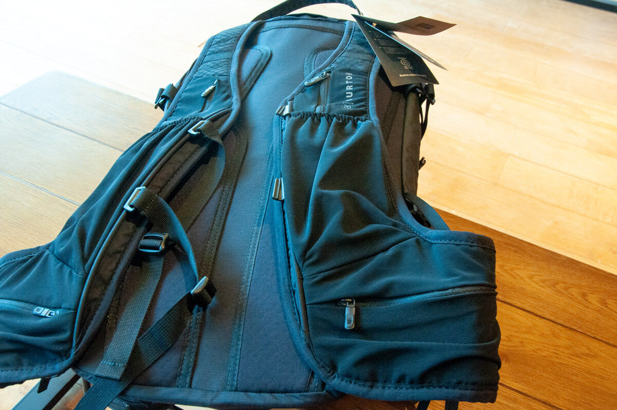 旅や街でも使える! スノボの最高峰のギアは「めちゃ優れもの」だった