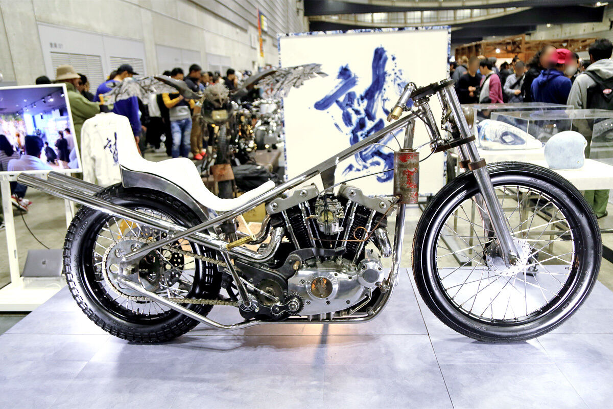 書道家がハーレーを激細カスタム! ガソリンタンクなしでも走行可能