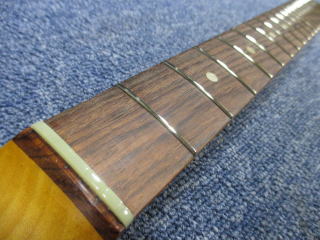 フェンダー・ムスタング - ネック逆反り｜フレット交換｜ナット交換