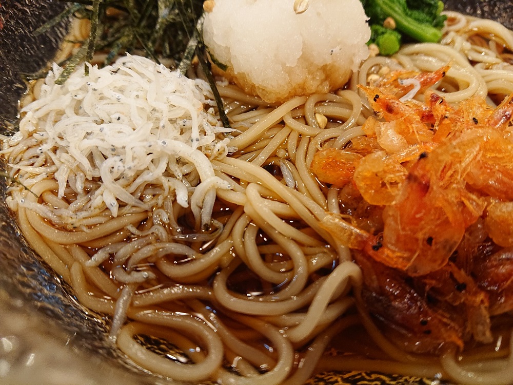 二八庵 さらしん（東京都目黒区）春を彩る冷たいおそば | 日本蕎麦保存