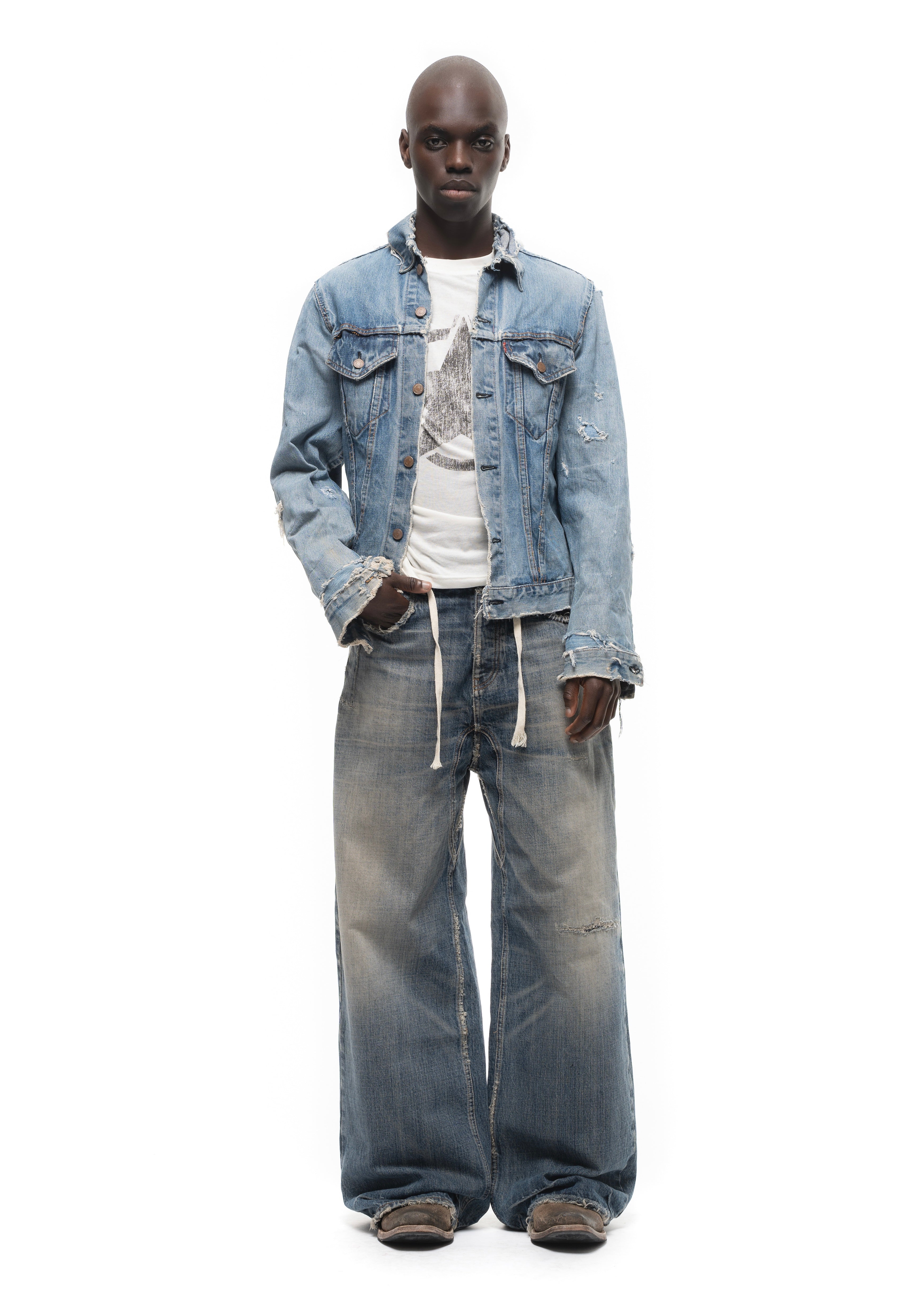 B9955B58-79B7-485F-9CD6-