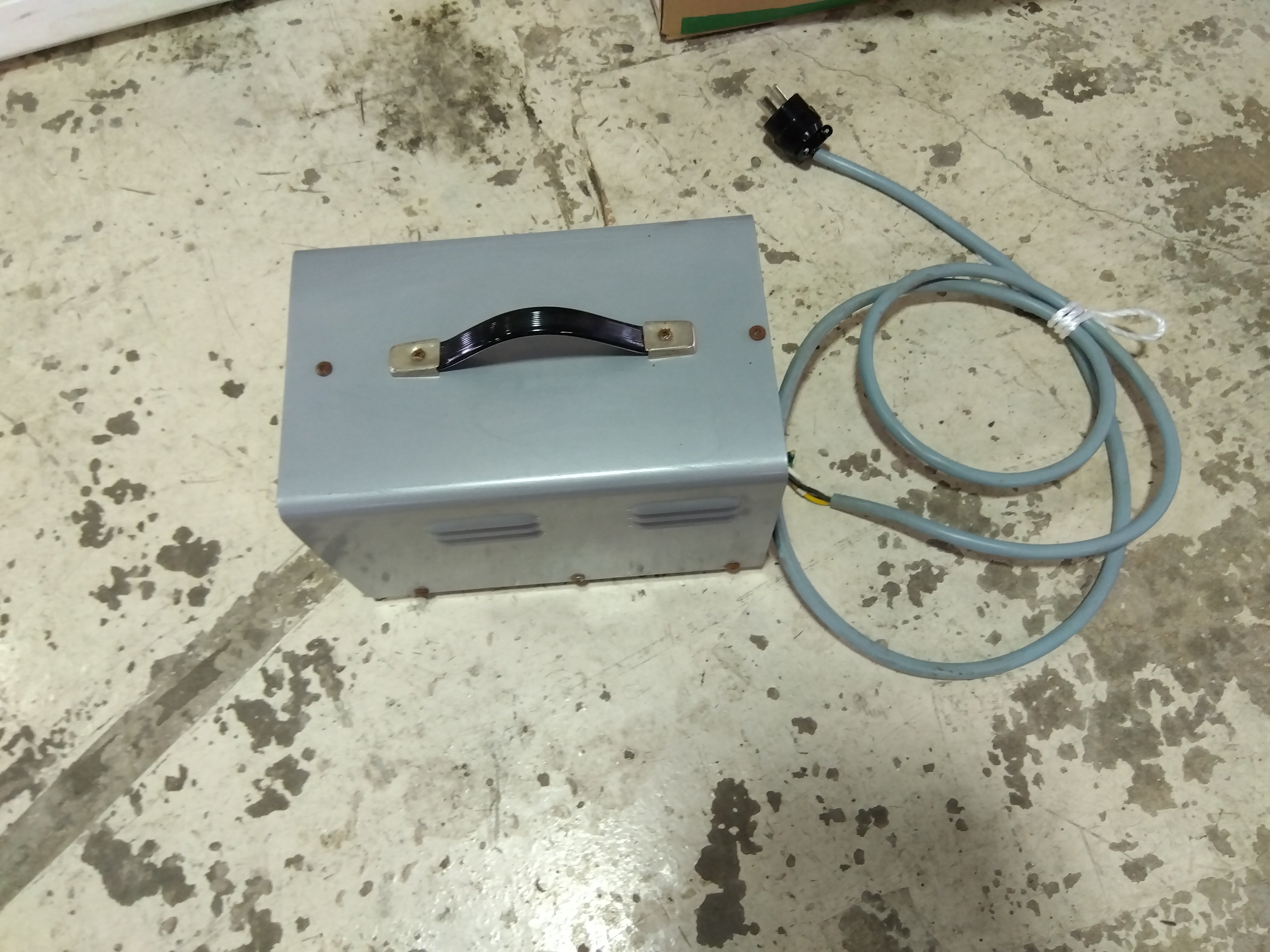 イクラ ポータブルトランス PT-30T 「山形店」 – 農キング