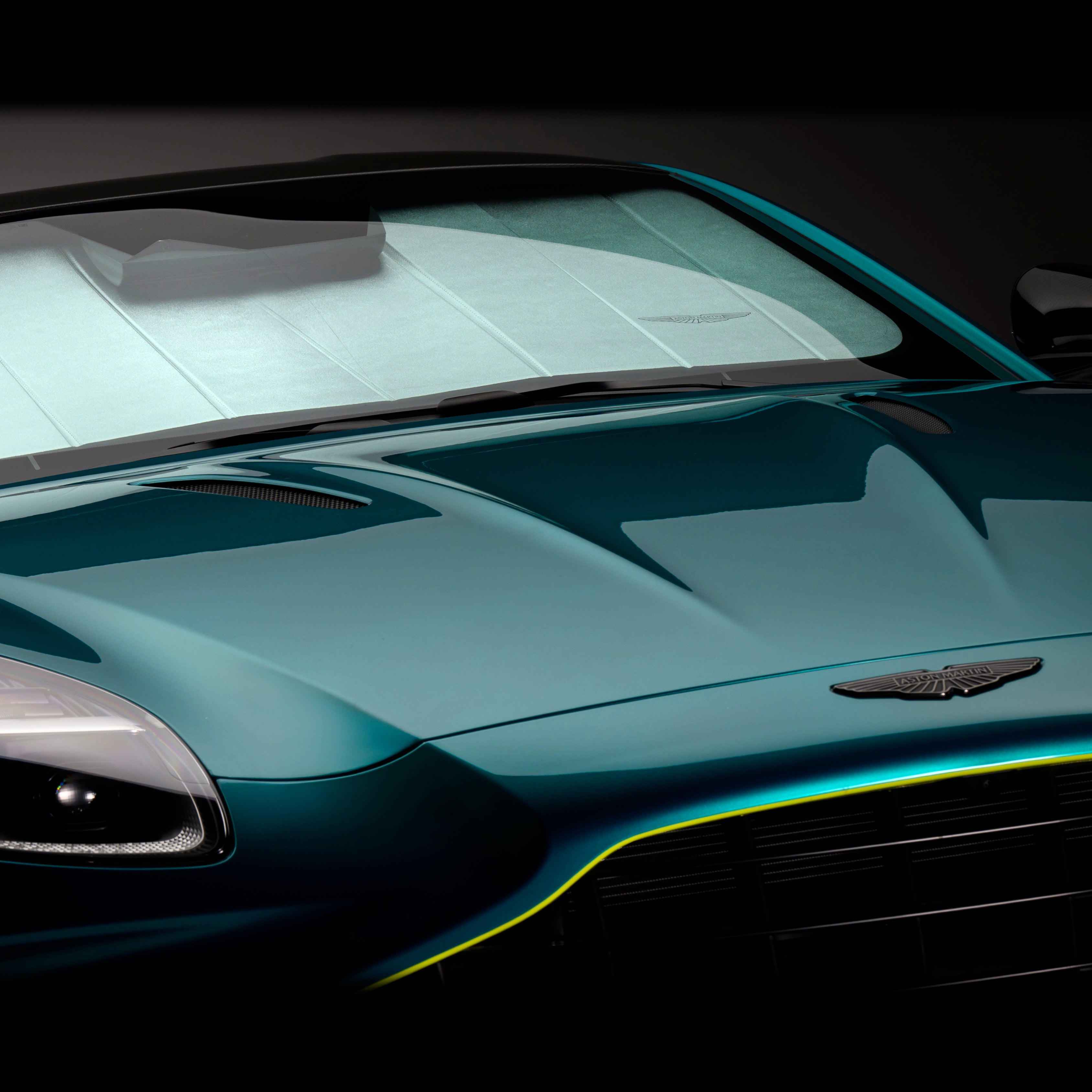 Aston Martin Sunshade – O'GARA Boutique