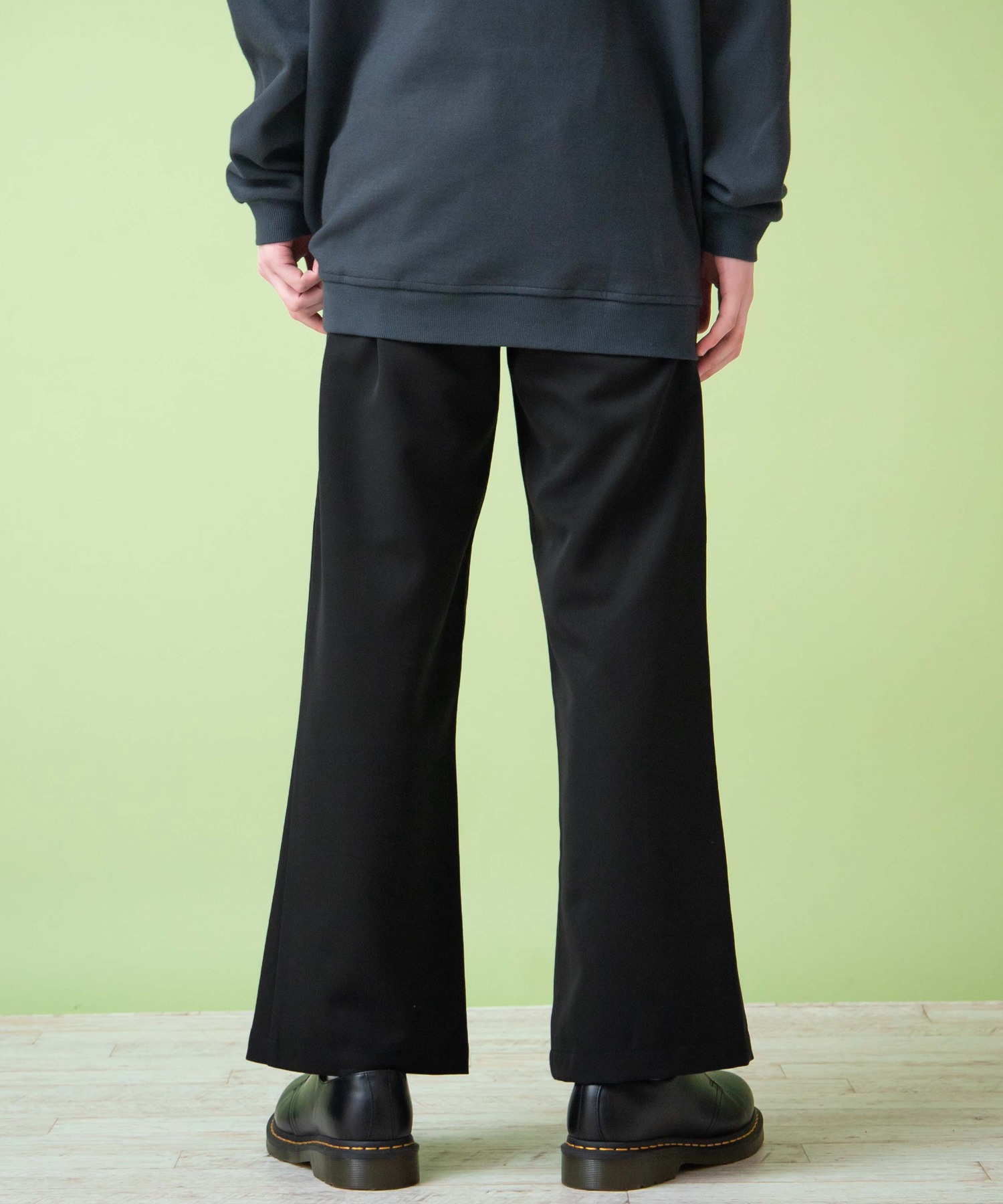 TRタックセンタースリットフレアスラックスパンツ MONO-MART│MONO