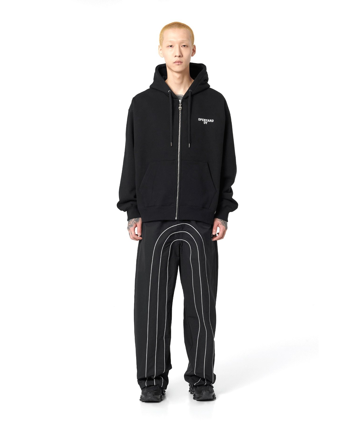 OY/オーワイ』I LOVE OY HOODIE ZIP UP/バックデザインジップアップ
