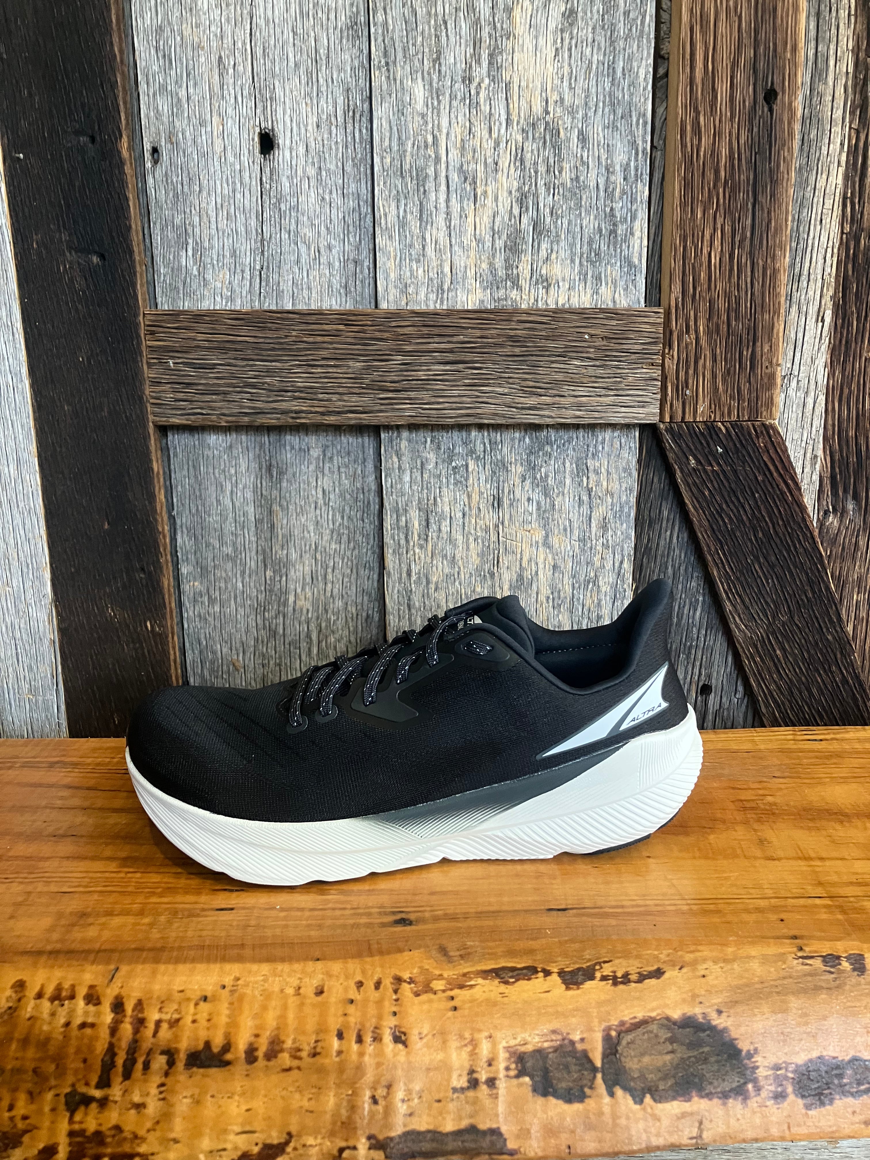 M Altra Experience Flow – Ohio Valley Running Company