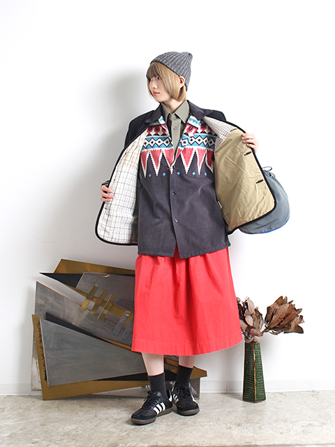 SUNNY SIDE UP】REMAKE NAVY WOOL VEST - OIKOS 毎日を楽しく豊かに
