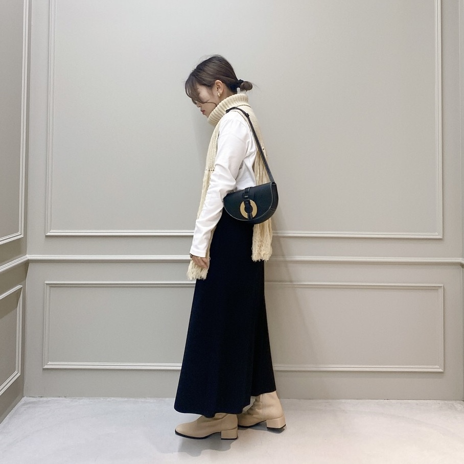 HYKE(ハイク)】 RIBBED SWEATER NECK WARMER｜パリゴ尾道店｜尾道本