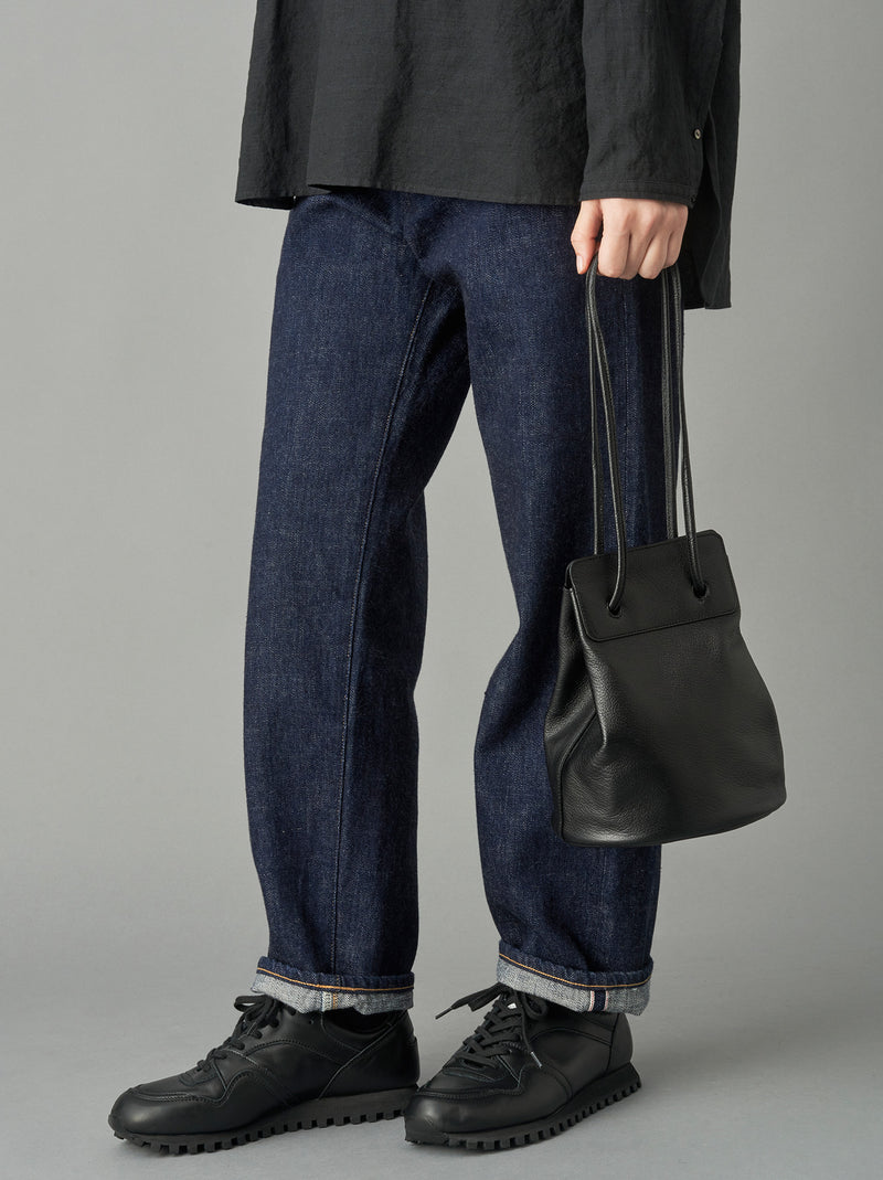 Oval lantern shoulder bag mini (Baby goat) – ARTS&SCIENCE ONLINE