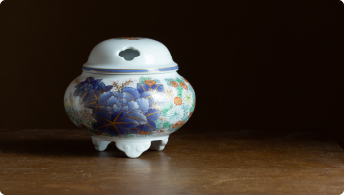 ひまわり）ディナー皿（大皿）|有田焼の老舗-香蘭社オンラインショップ