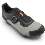 初めてのSPDシューズ】個性派DMT KM4でビンディングデビュー！ロード