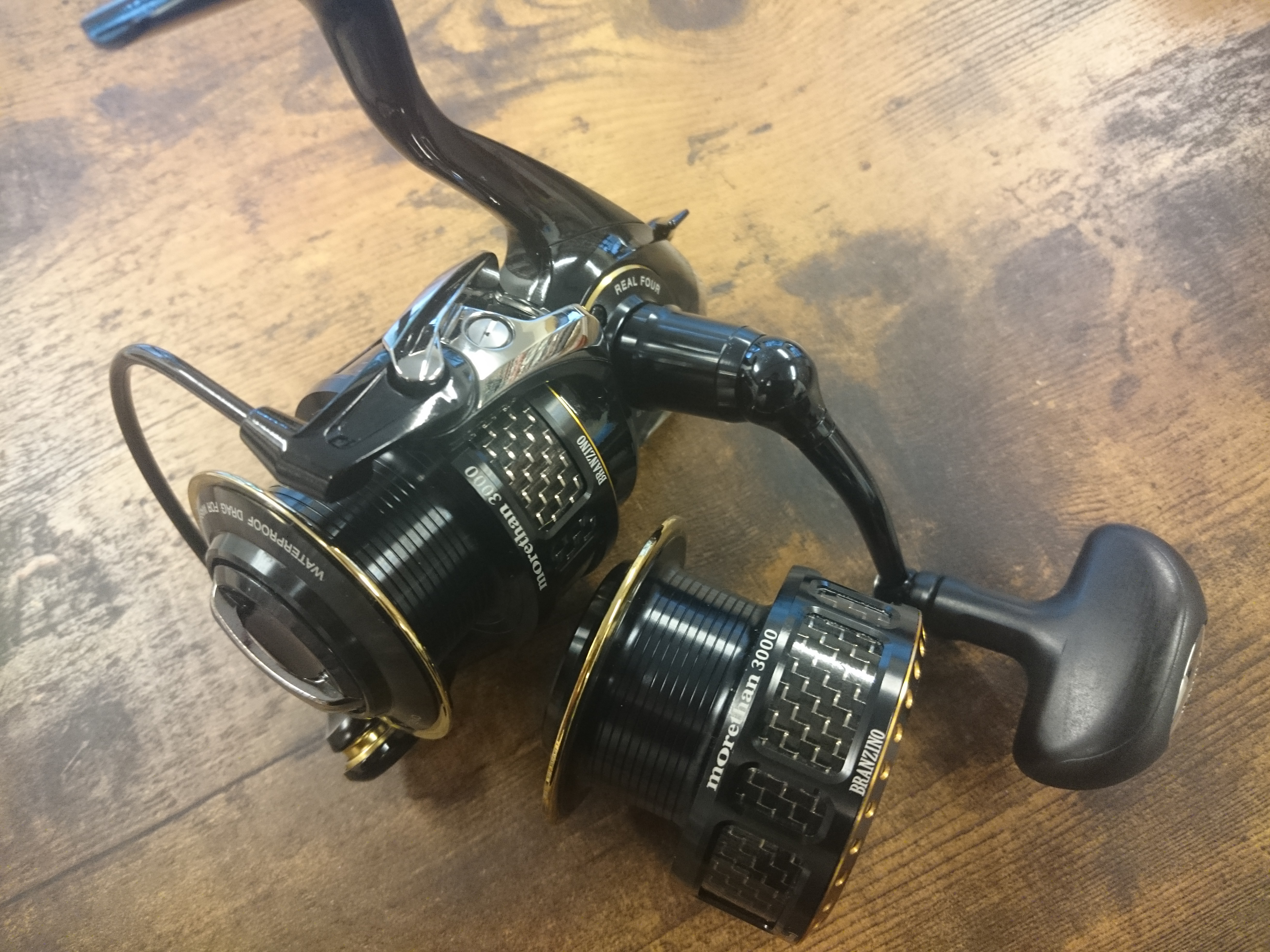 中古】ダイワ モアザンブランジーノ 3000 替スプール付 - ONLINE SHOP