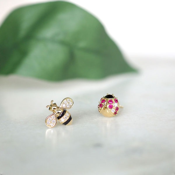 K18YGエナメル/ダイヤモンドピアス(片耳用) | ポンテヴェキオ公式