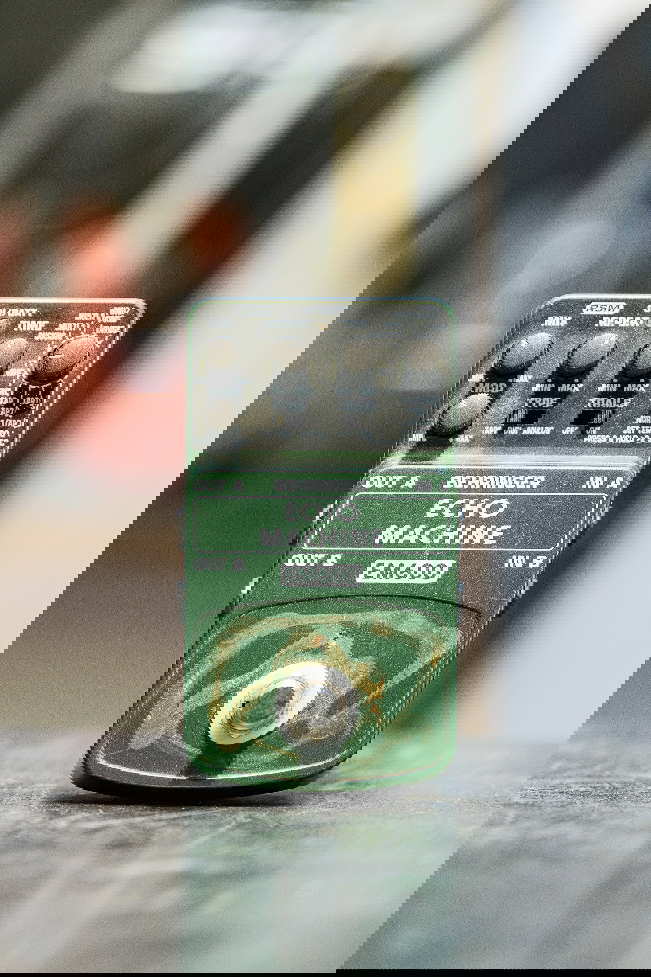 used-behringer-em600-echo-