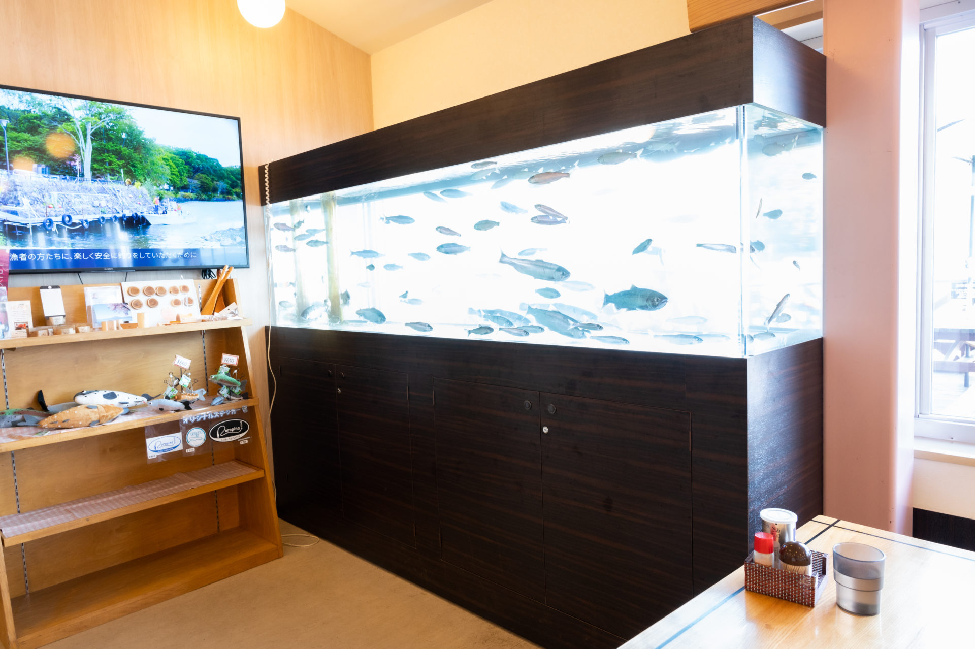 ジジページ オーダー水槽台② ジジページ オーダー水槽台② 木製水槽台