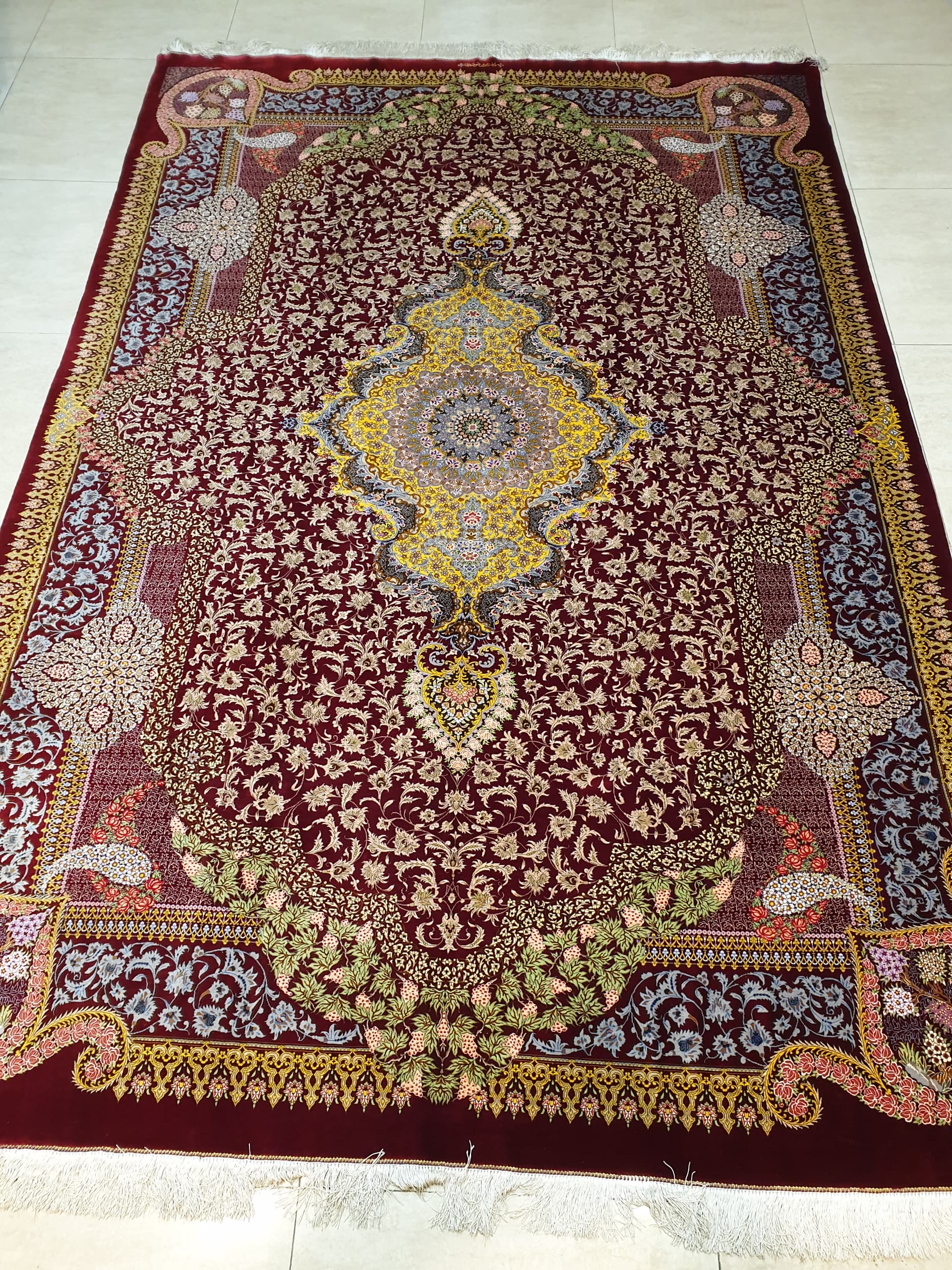 高級ペルシャ絨毯クム産シルク100％ サマディ工房 301×200cm（FN-10050