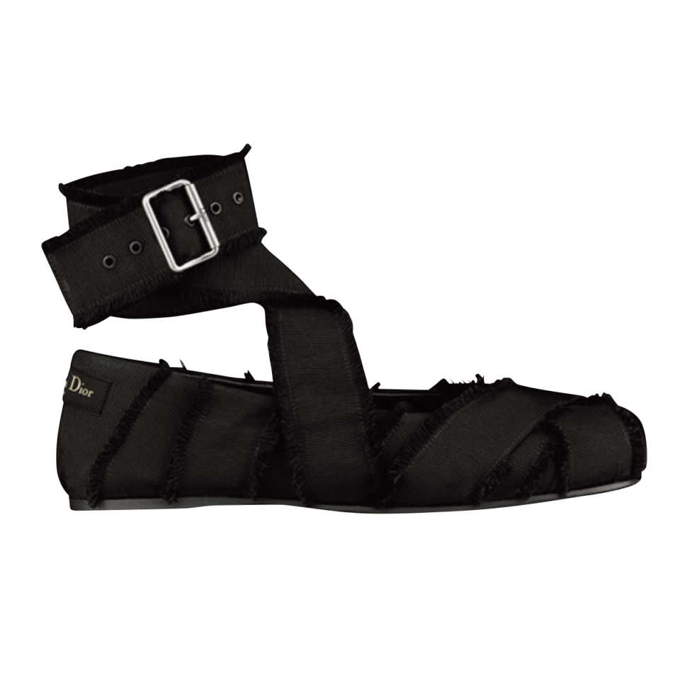 2024年春夏の【ディオール】新作靴&バッグ7選！ 反骨精神を純白と漆黒