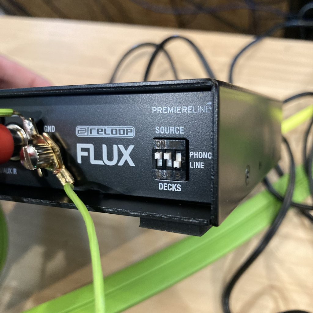 RELOOPから救世主！Serato DJ Pro専用インターフェース「FLUX」徹底