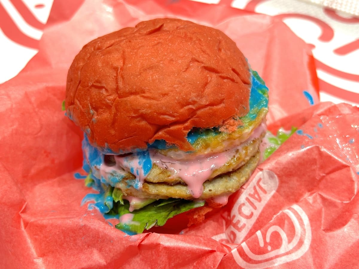 5具材揃ってゴレンジャー！ドムドム新作「スーパー戦隊バーガー」が