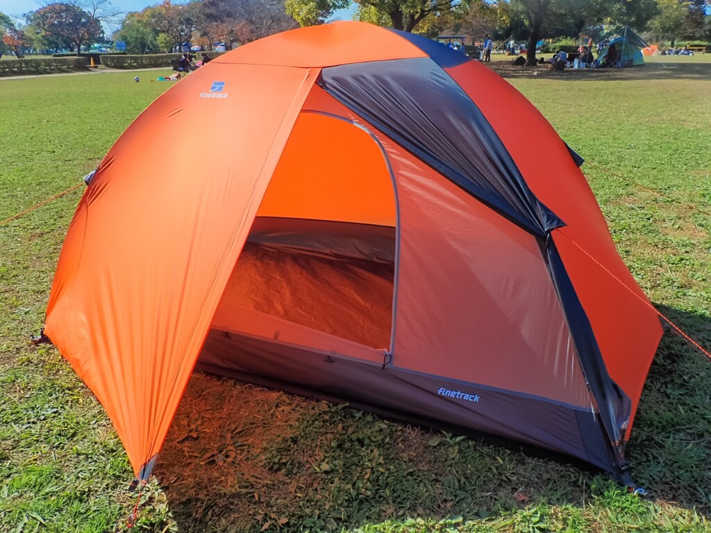 Review：finetrack カミナドーム2 安定のフォルムの裏に、最新素材と