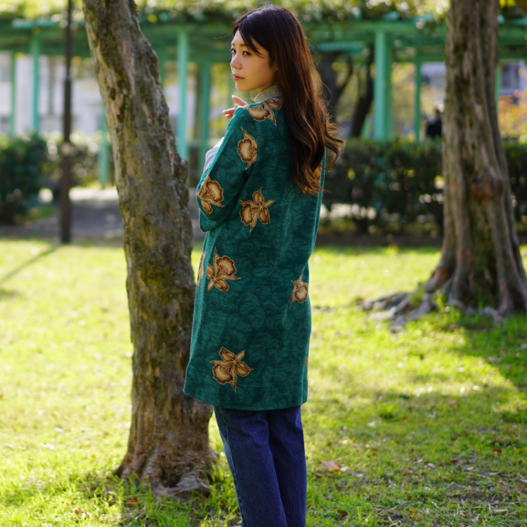 花柄 ウールボートネックチュニック ＜線画花文様/緑＞ | 京友禅アロハ