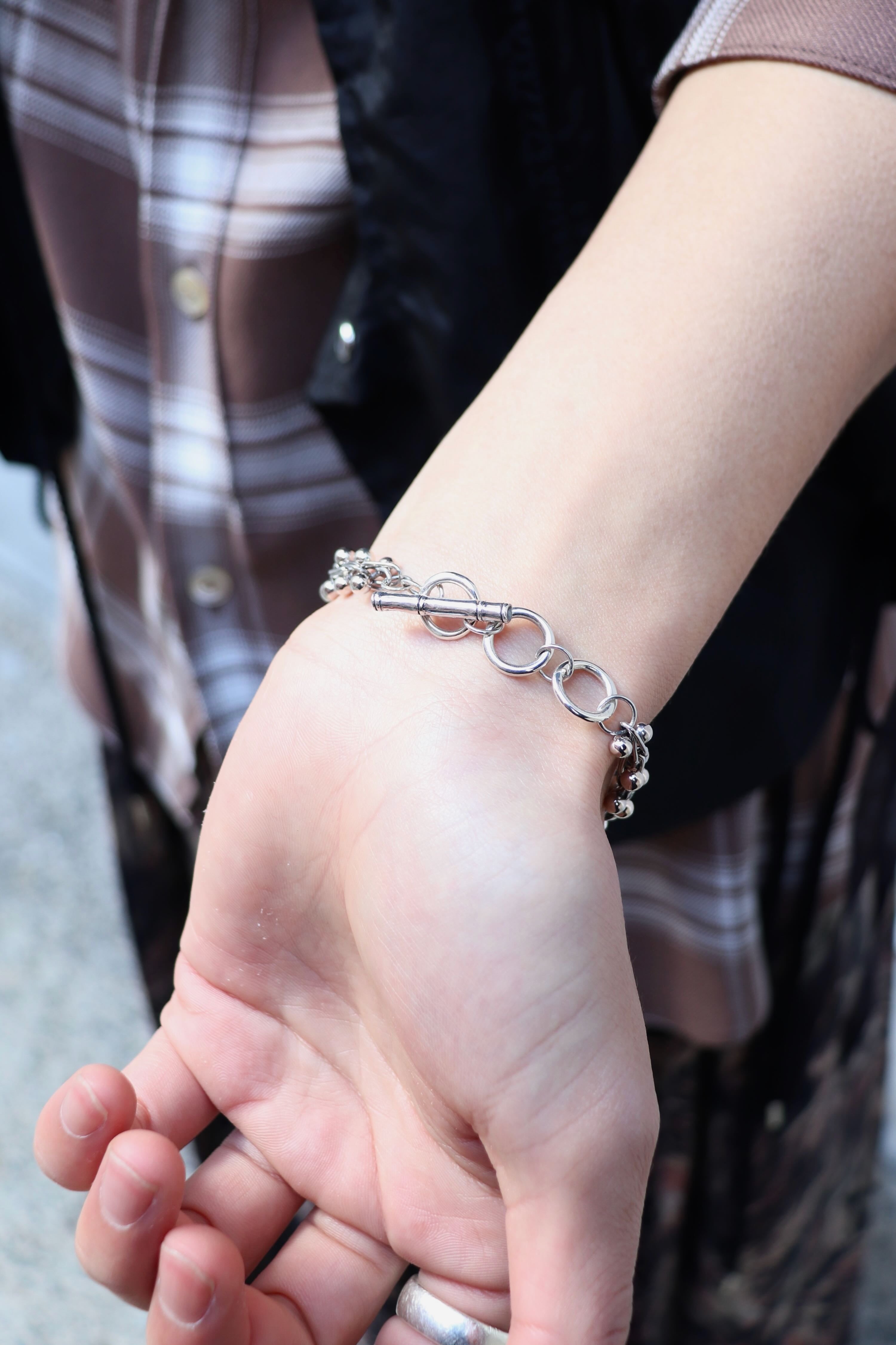 BRU NA BOINNE(ブルーナボイン)のプチガリトラップブレスの通販