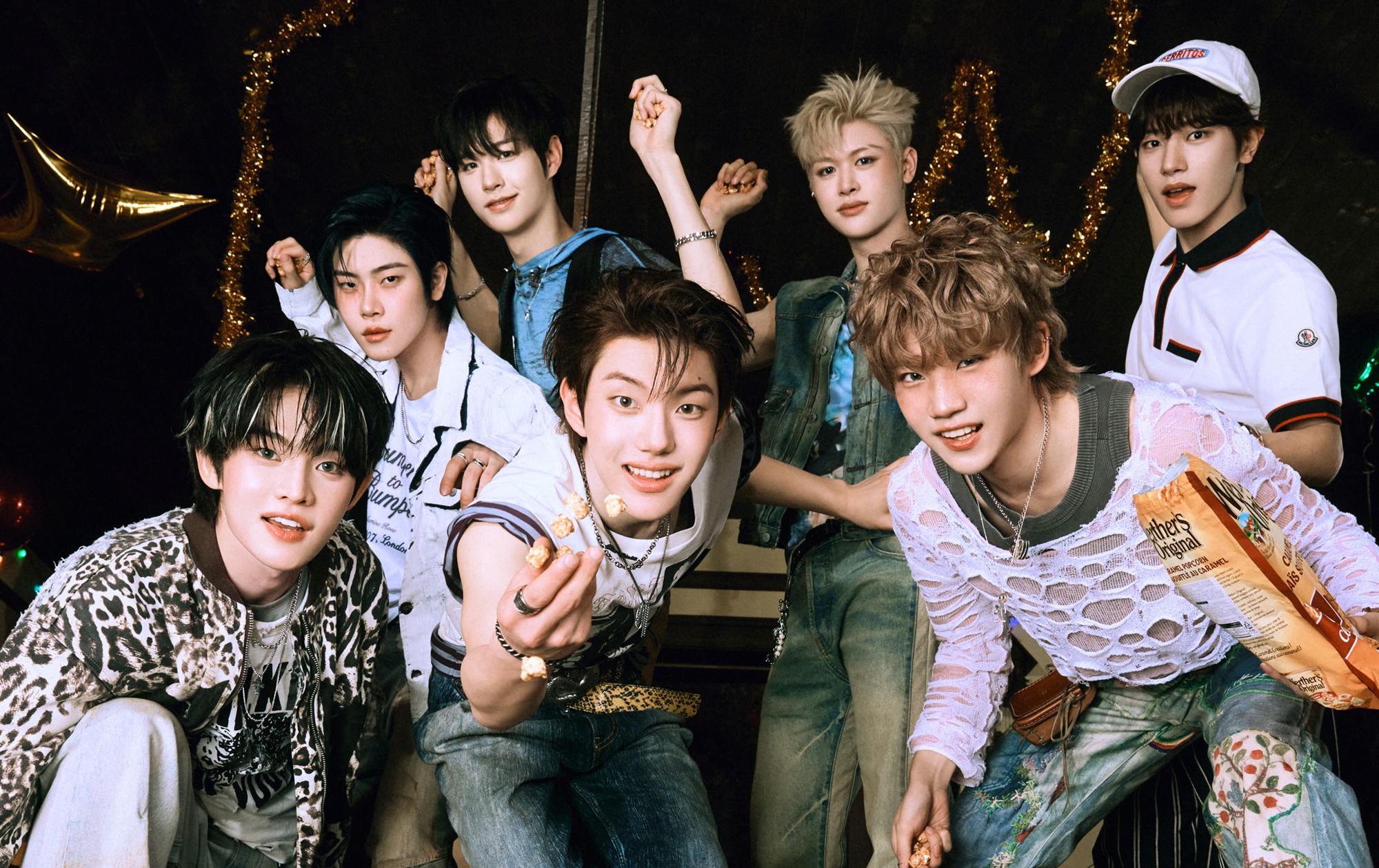 CLOSE YOUR EYES(클로즈유어아이즈)/Snowy Summer【8月8日(金)対面