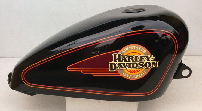 未使用 スポーツスター 2.25ガロン XL1200 黒 1994 ピーナツタンク