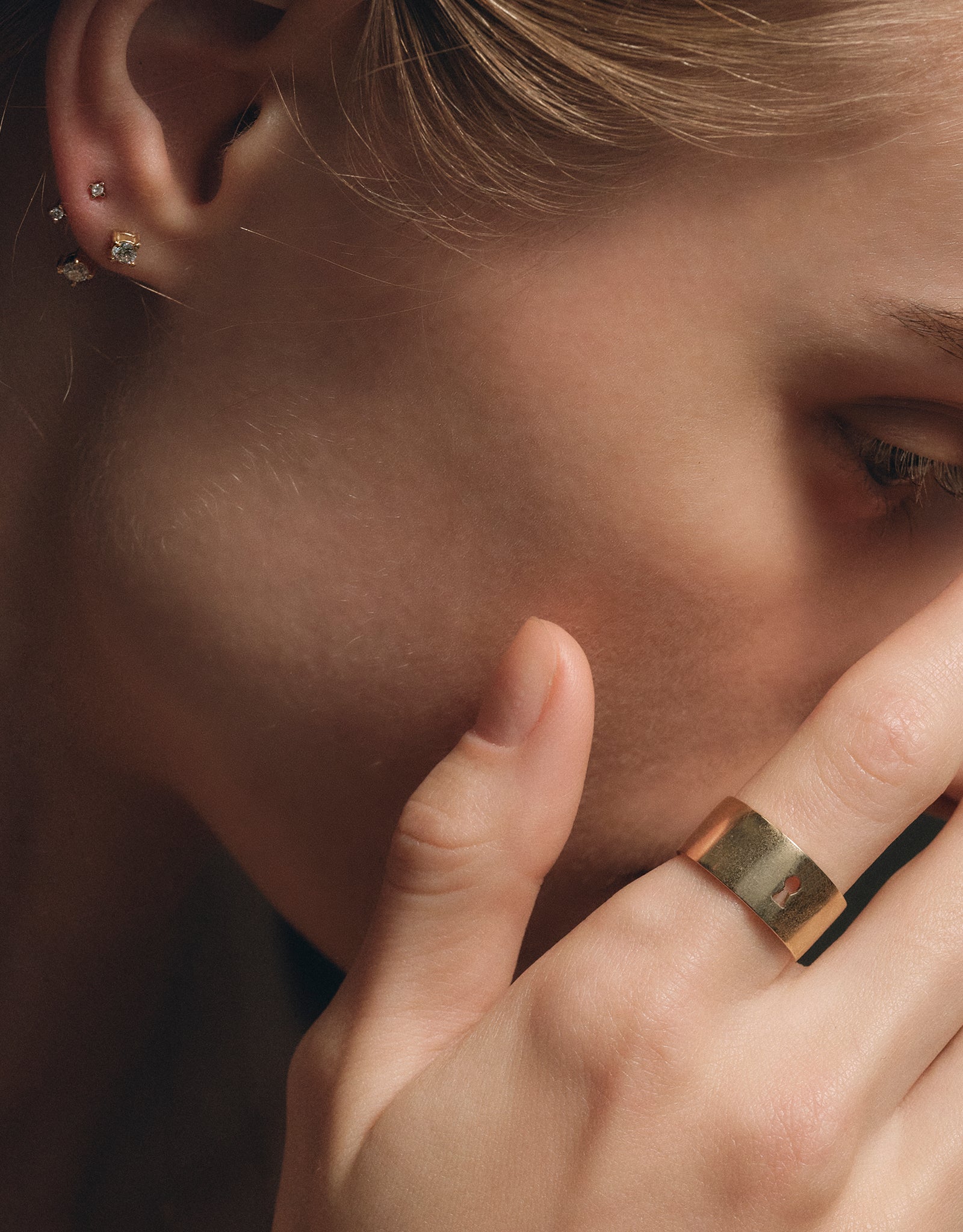 gold】double diamond pierce｜PARCA -ロマンティックなvintageムード