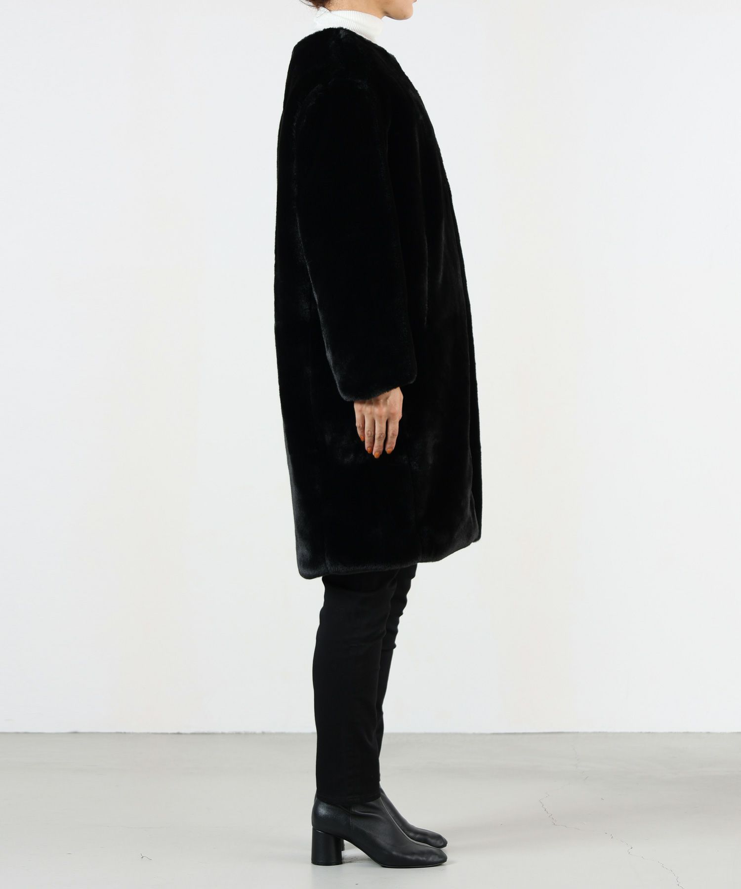 タトラス タミル ファーコート ブラック TAMIL タミル / ノーカラー