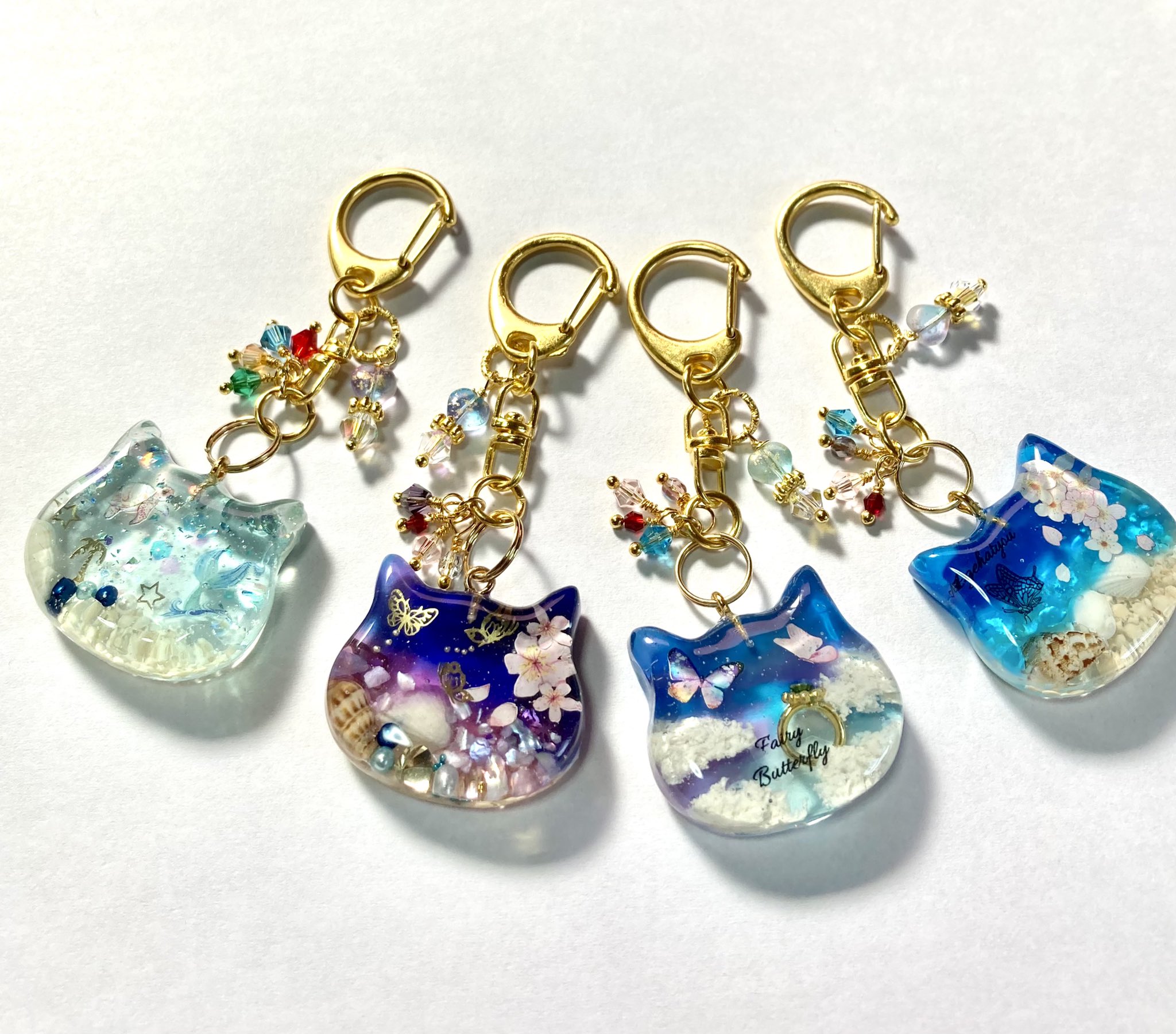 ぐで猫 蓄光 じゃれ猫 蓄光 ハンドメイド レジン猫チャーム ミニチュア