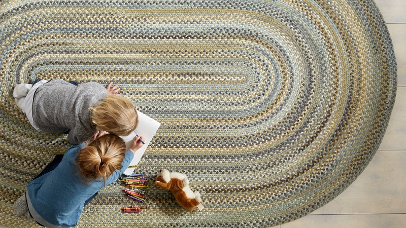 ブレイド・ウール・ラグのレビューでは、「色を悩んだ」「なかなか